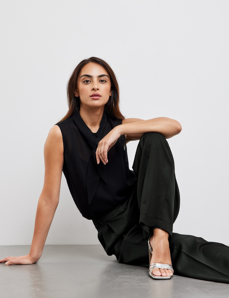 Брюки со стрелками