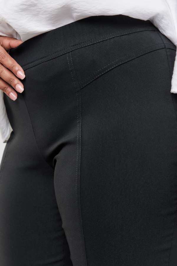 Брюки зауженные