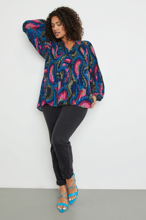 Блузка из плиссированной ткани