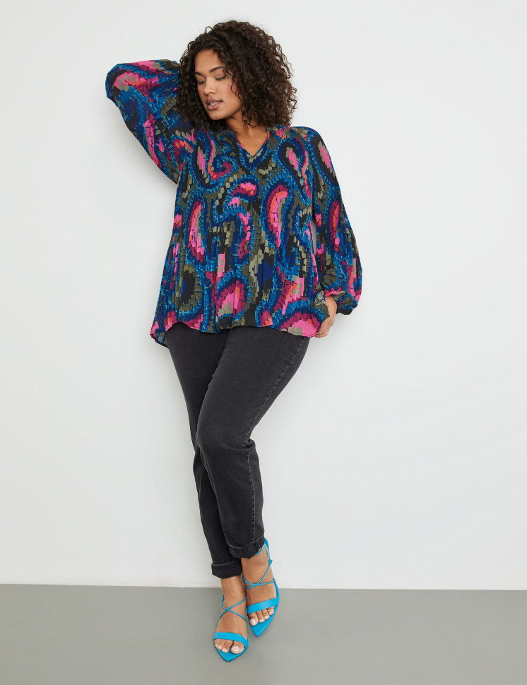 Блузка из плиссированной ткани