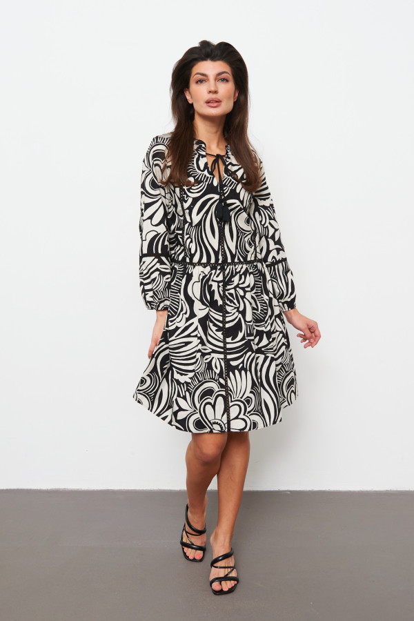 Платье с цветочным принтом