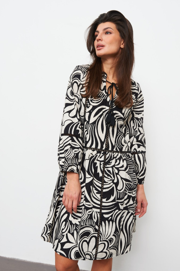 Платье с цветочным принтом