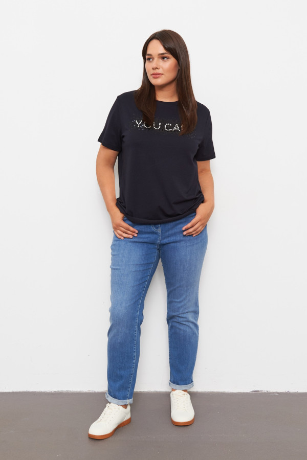 Джинсы зауженные