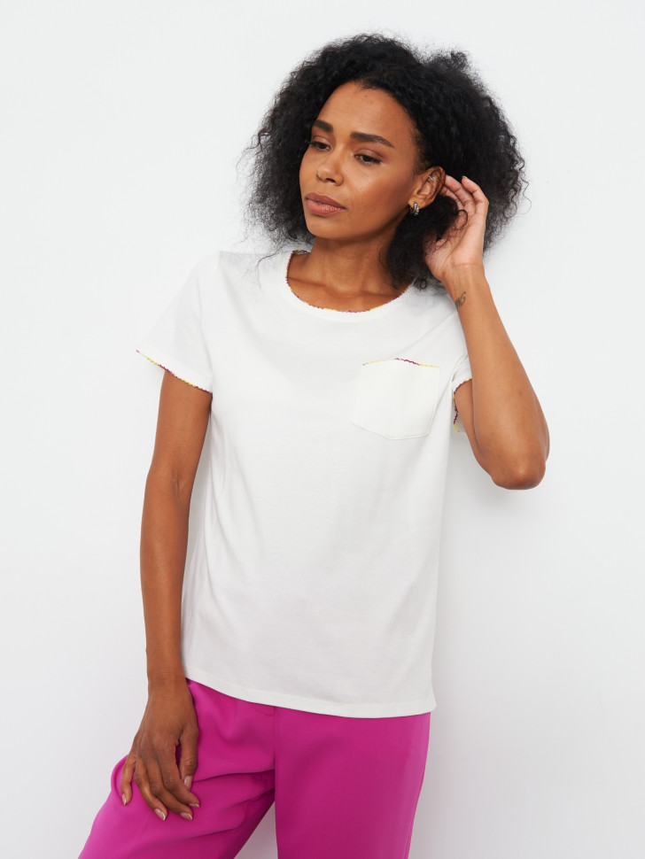 Футболка с карманом