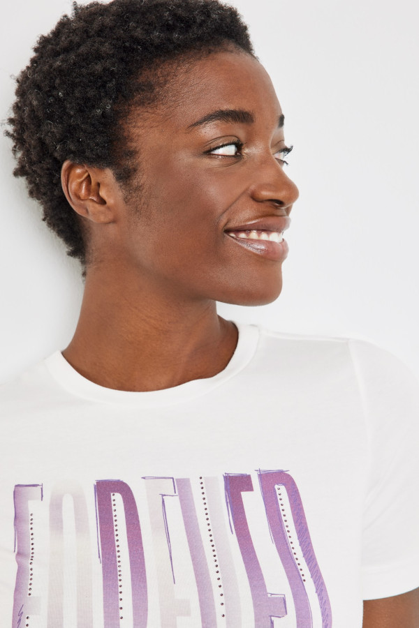 Футболка с надписью