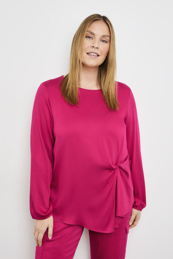 Блузка с драпировкой