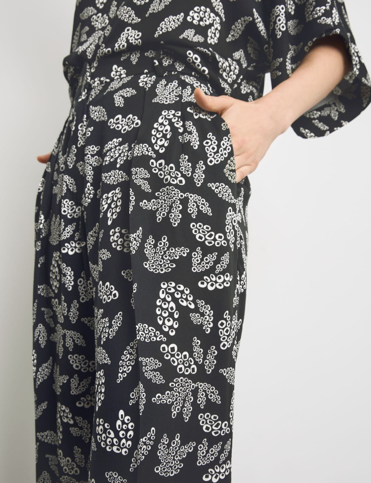 Брюки широкие