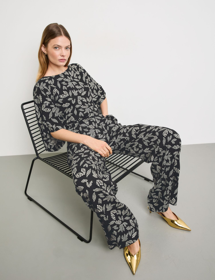 Брюки широкие