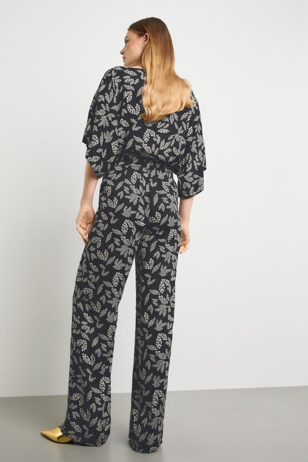 Брюки широкие