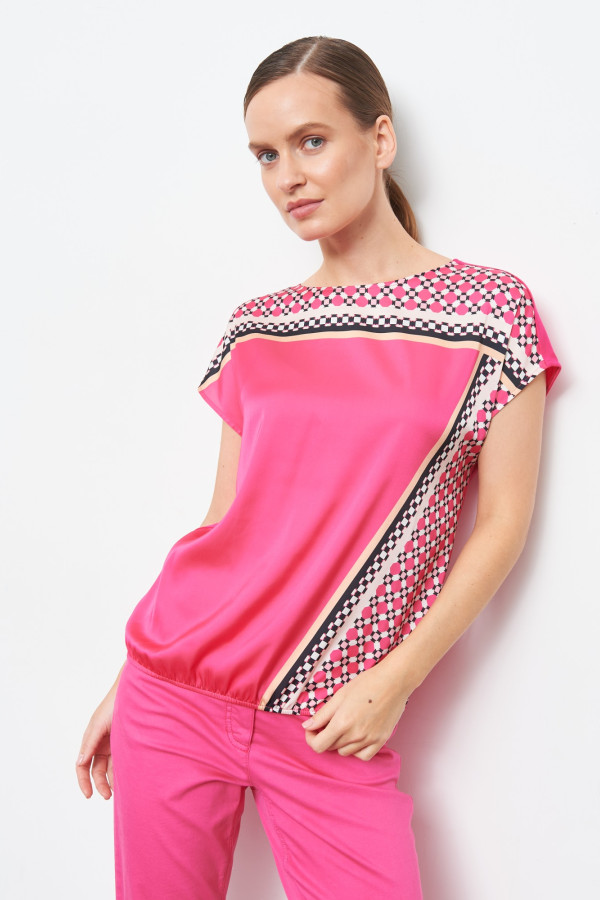 Футболка из комбинированной ткани