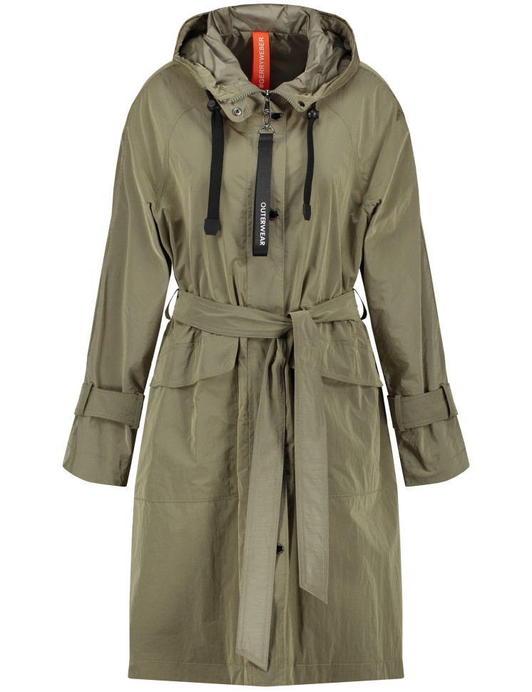 Плащ из водоотталкивающей ткани