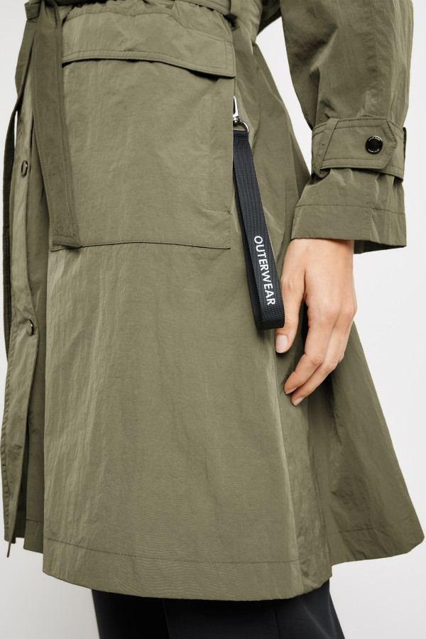 Плащ из водоотталкивающей ткани