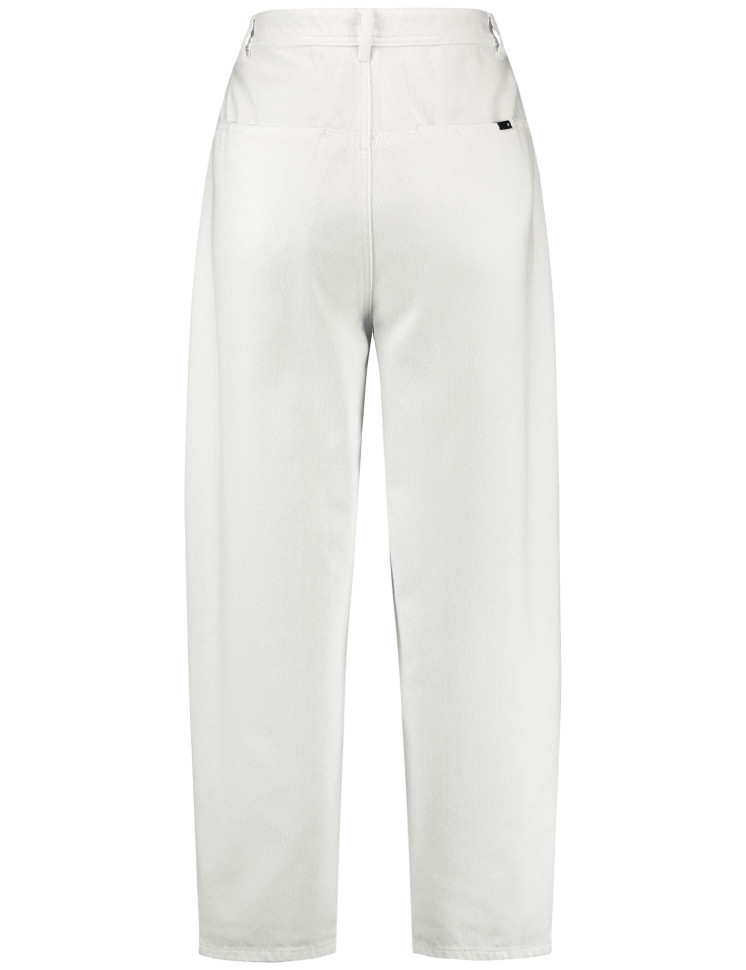 Джинсы свободного кроя