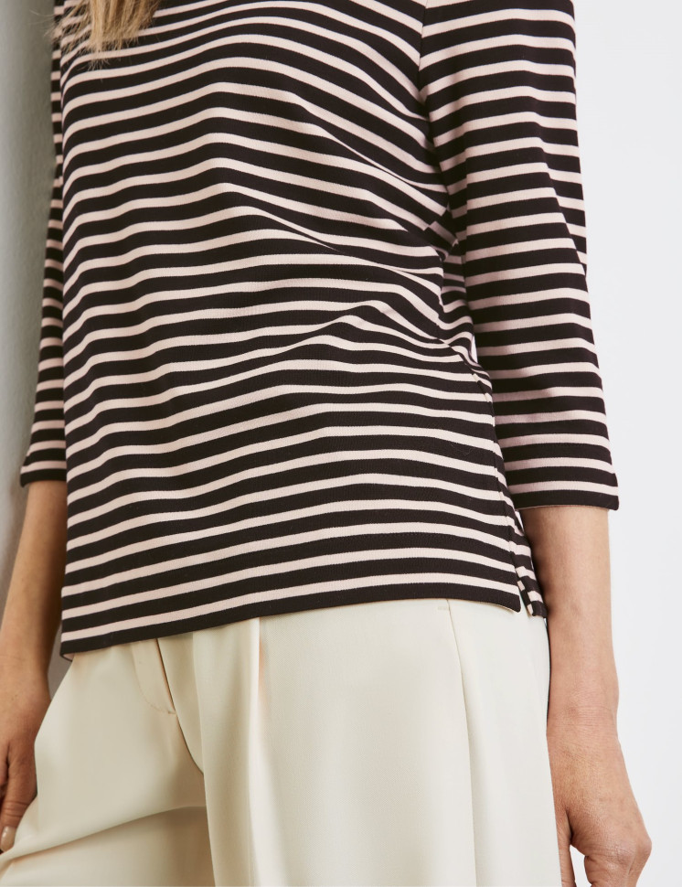 Лонгслив в полоску