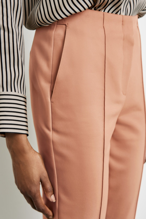 Брюки зауженные