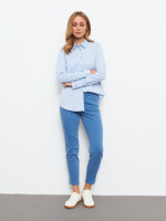 Джинсы зауженные