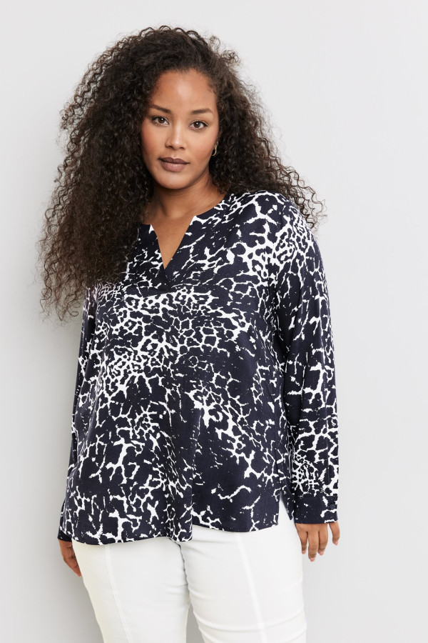 Блузка из вискозы