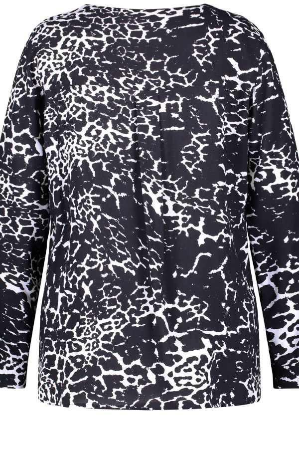 Блузка из вискозы