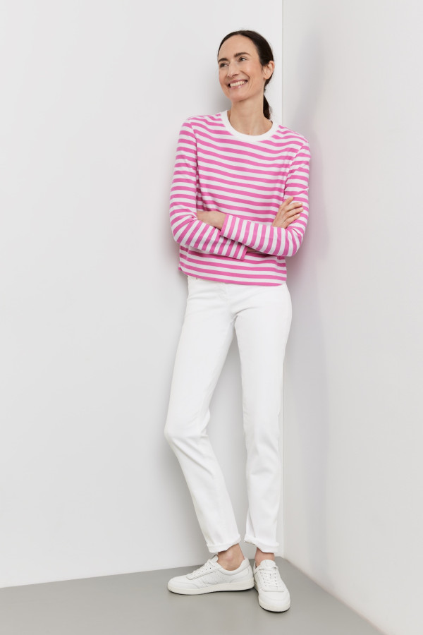 Свитшот в яркую полоску