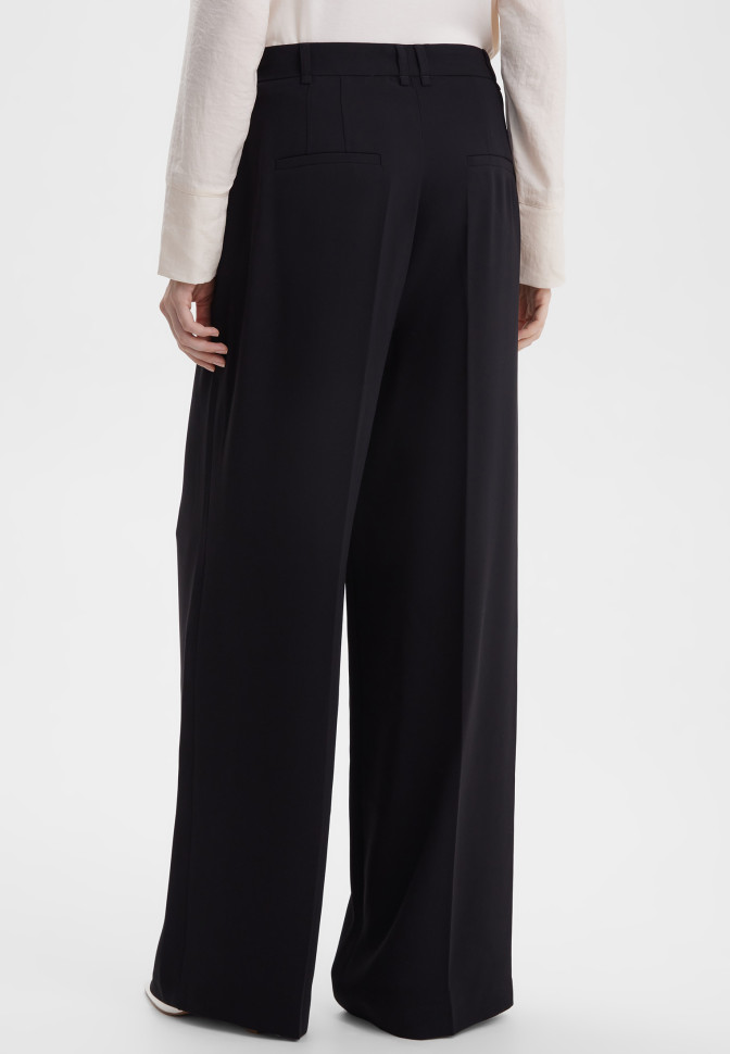 Брюки широкие