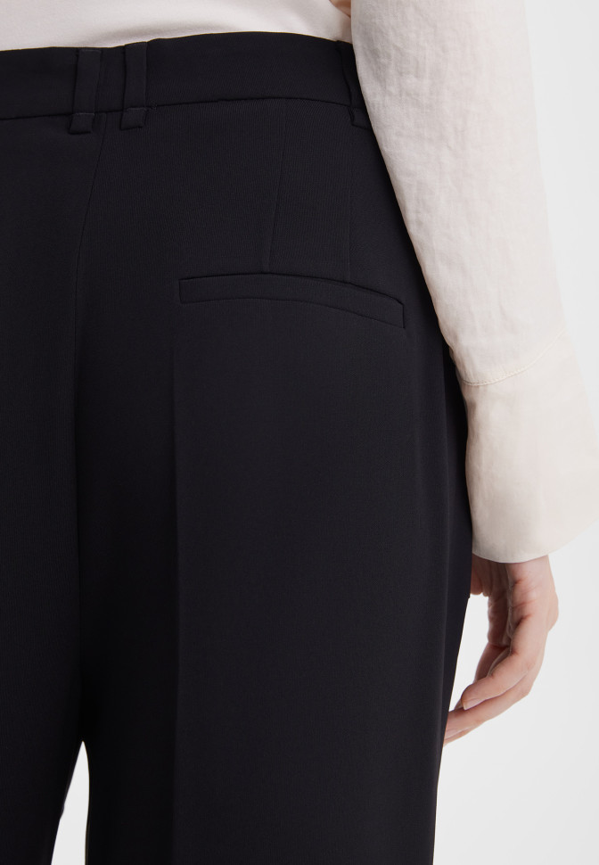 Брюки широкие