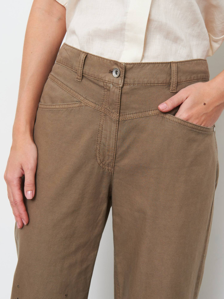 Джинсы с перфорацией