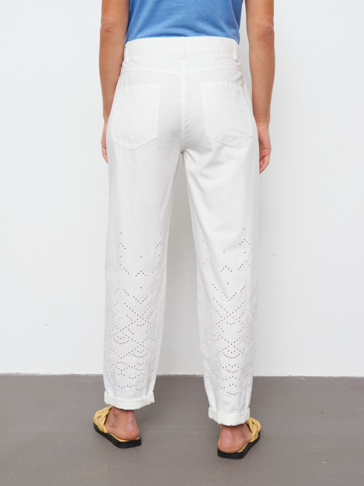 Джинсы с перфорацией