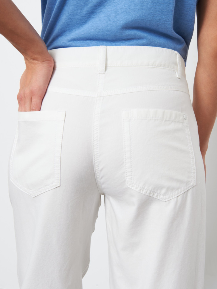 Джинсы с перфорацией