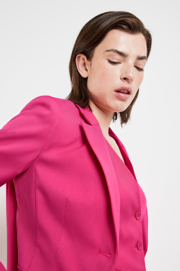 Жакет приталенного кроя