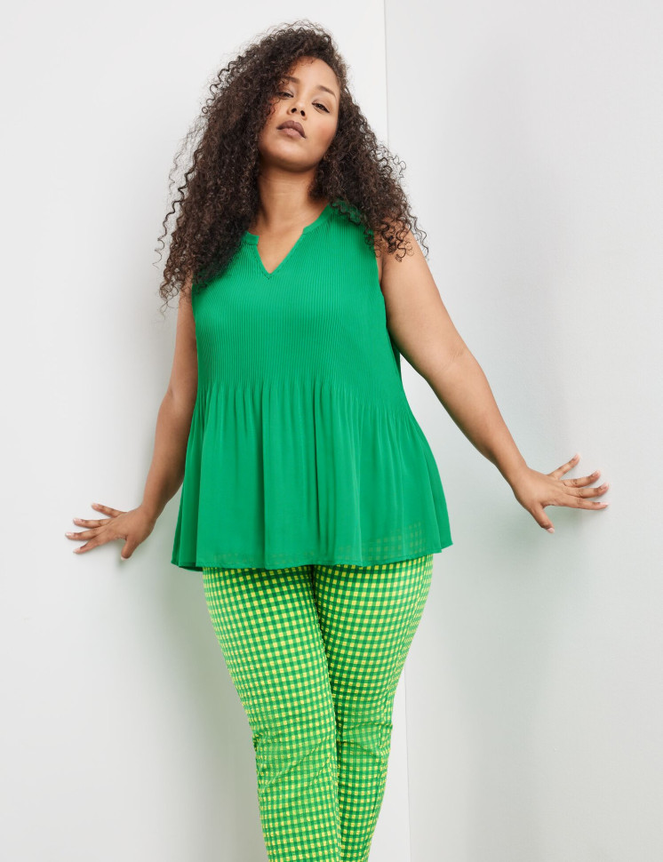 Топ из плиссированной ткани