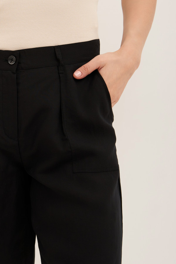 Шорты-бермуды