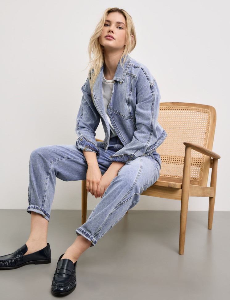 Куртка джинсовая