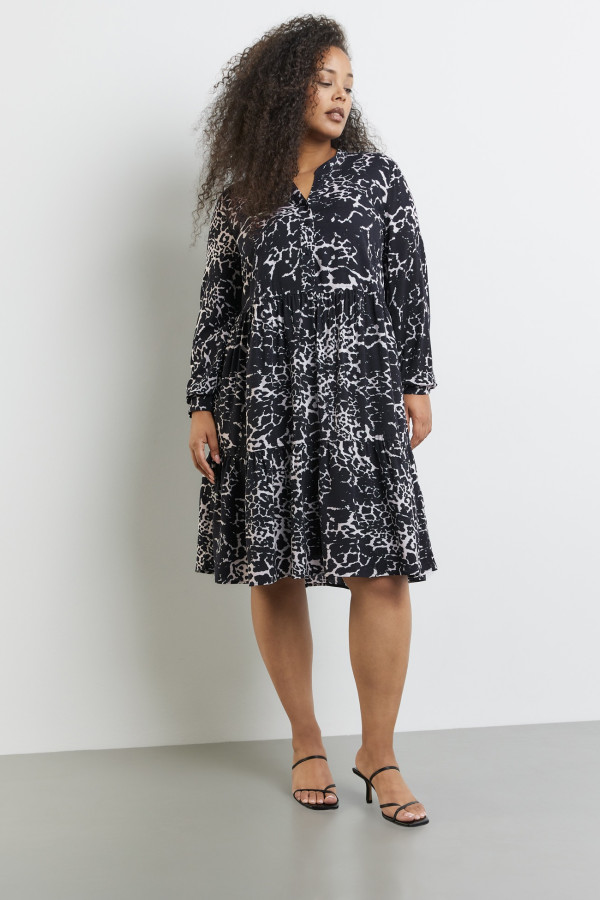 Платье из вискозы