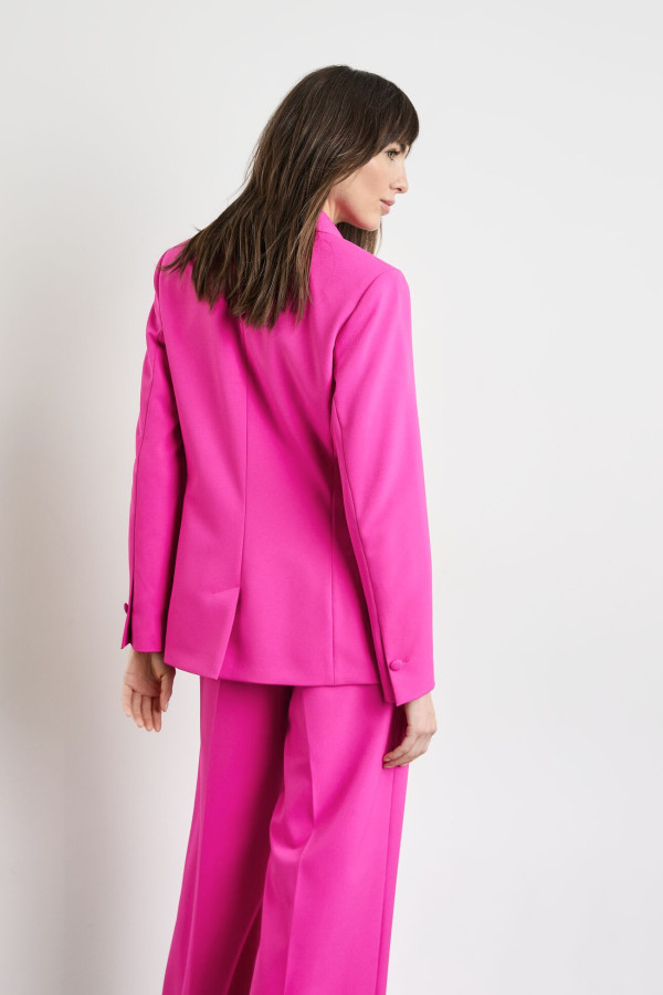 Жакет приталенного кроя