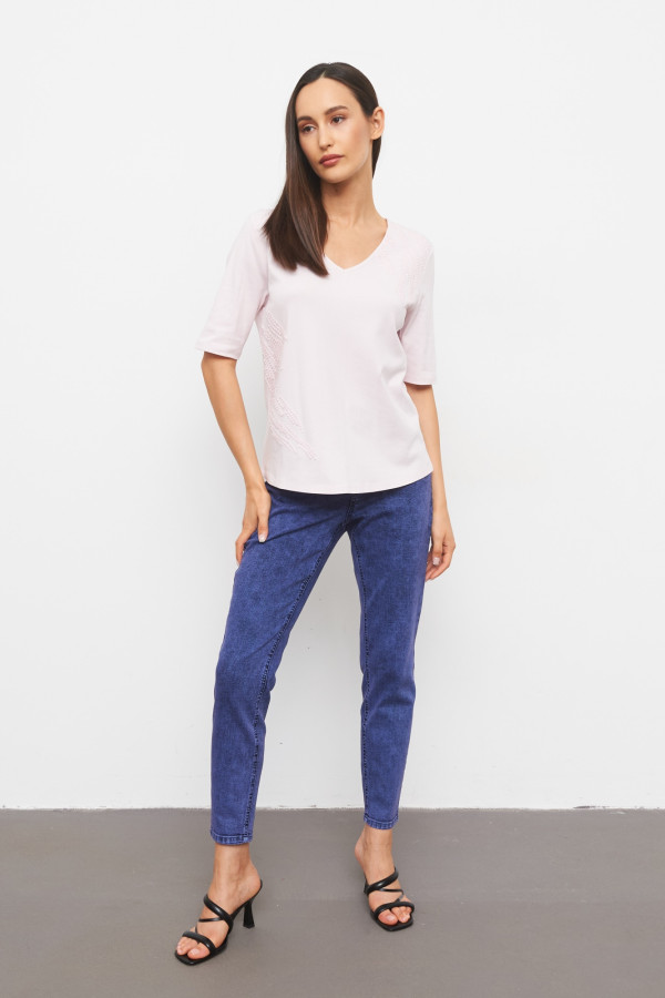 Футболка с аппликацией