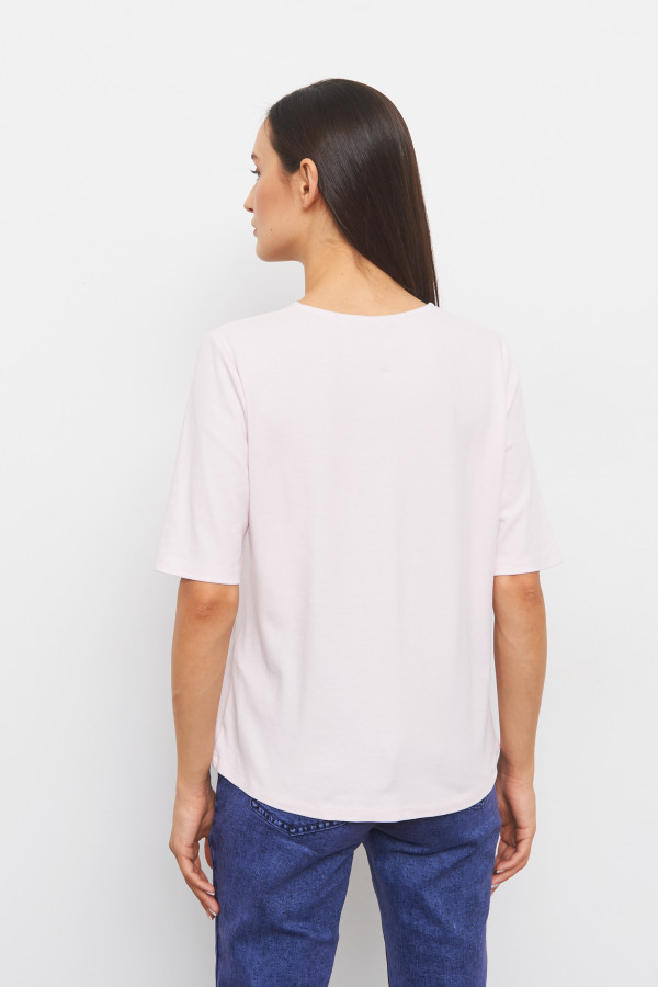 Футболка с аппликацией