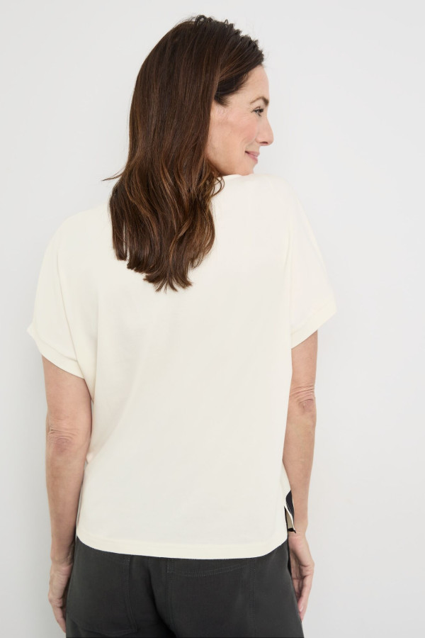 Футболка свободного кроя