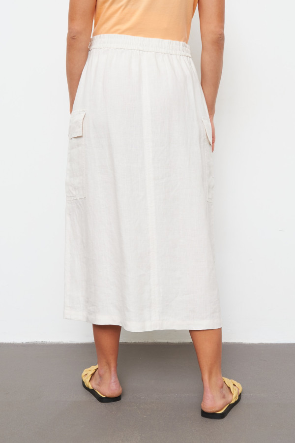 Юбка с накладными карманами