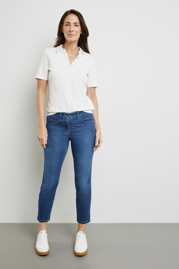 Джинсы зауженные