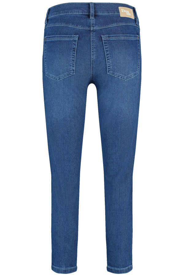 Джинсы зауженные