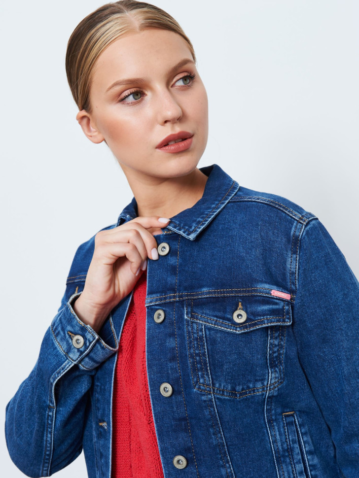 Куртка джинсовая