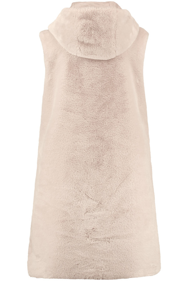 Жилет из эко-меха