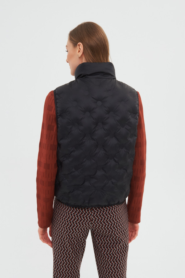 Жилет утепленный