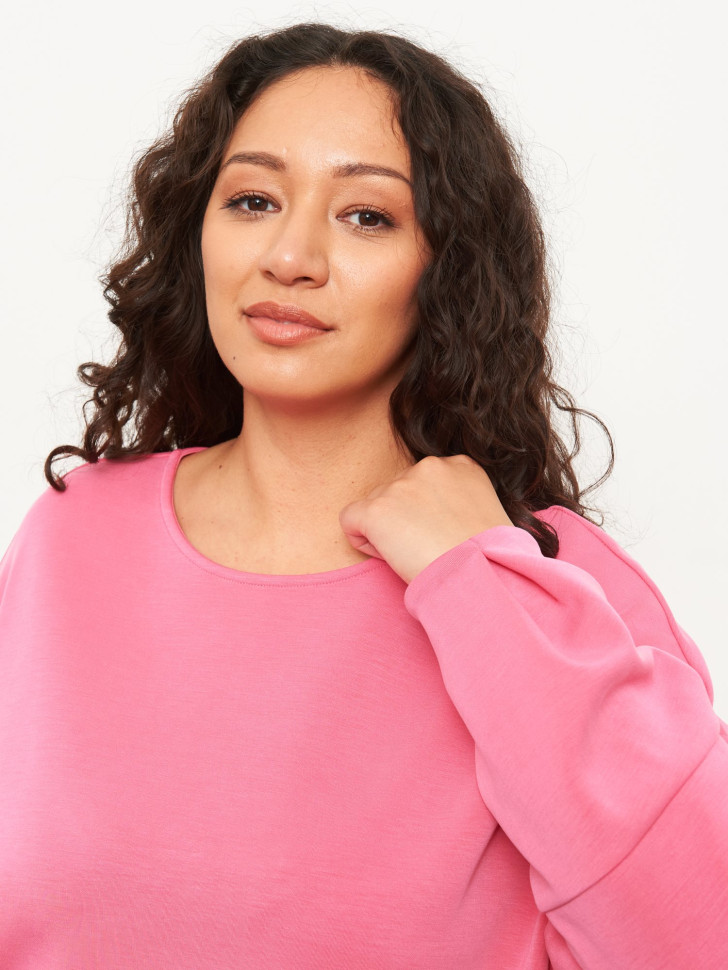 Свитшот свободного кроя