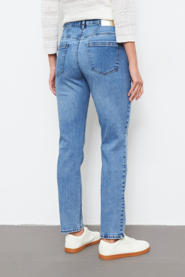 Джинсы прямые