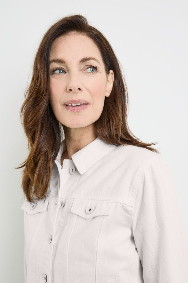 Куртка джинсовая