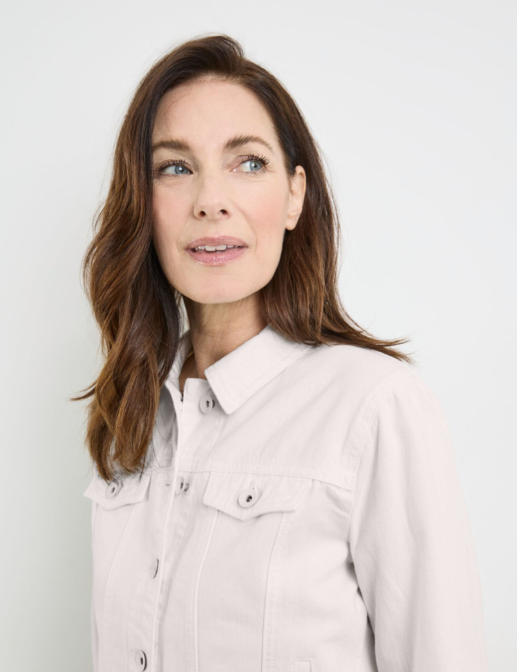 Куртка джинсовая