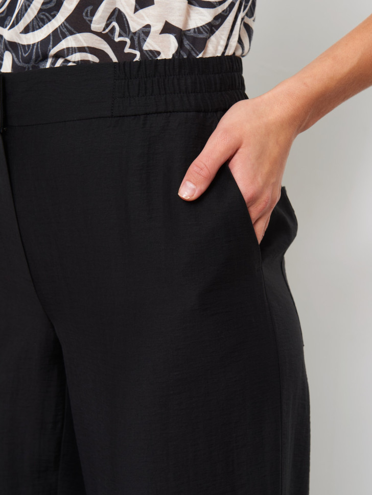 Брюки широкие