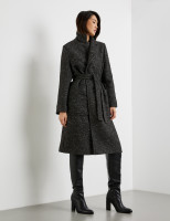 Пальто с пайетками