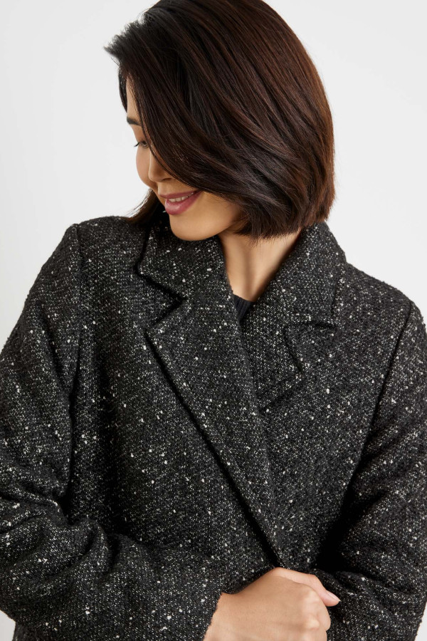 Пальто с пайетками